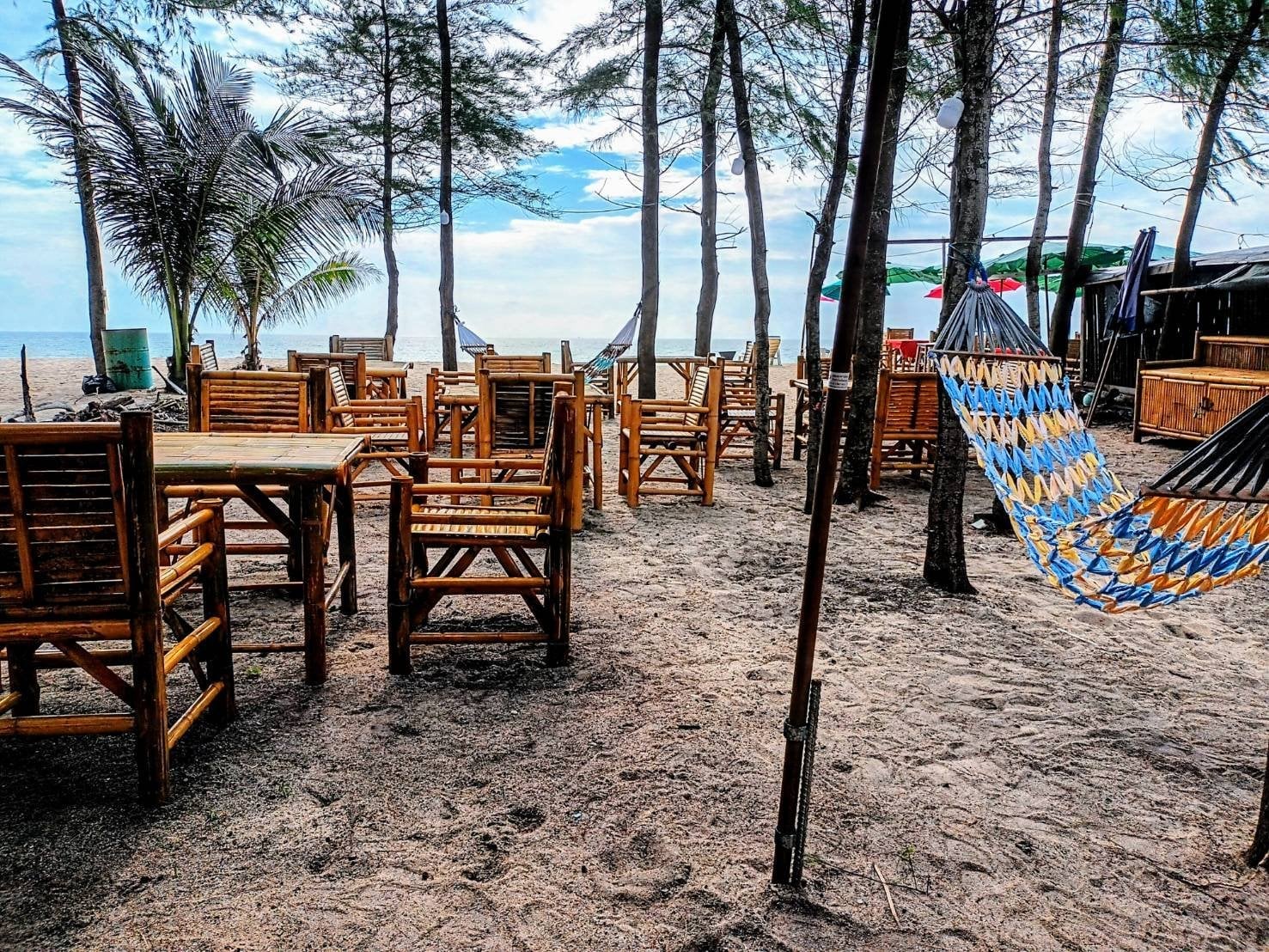 Pino Beach Bar