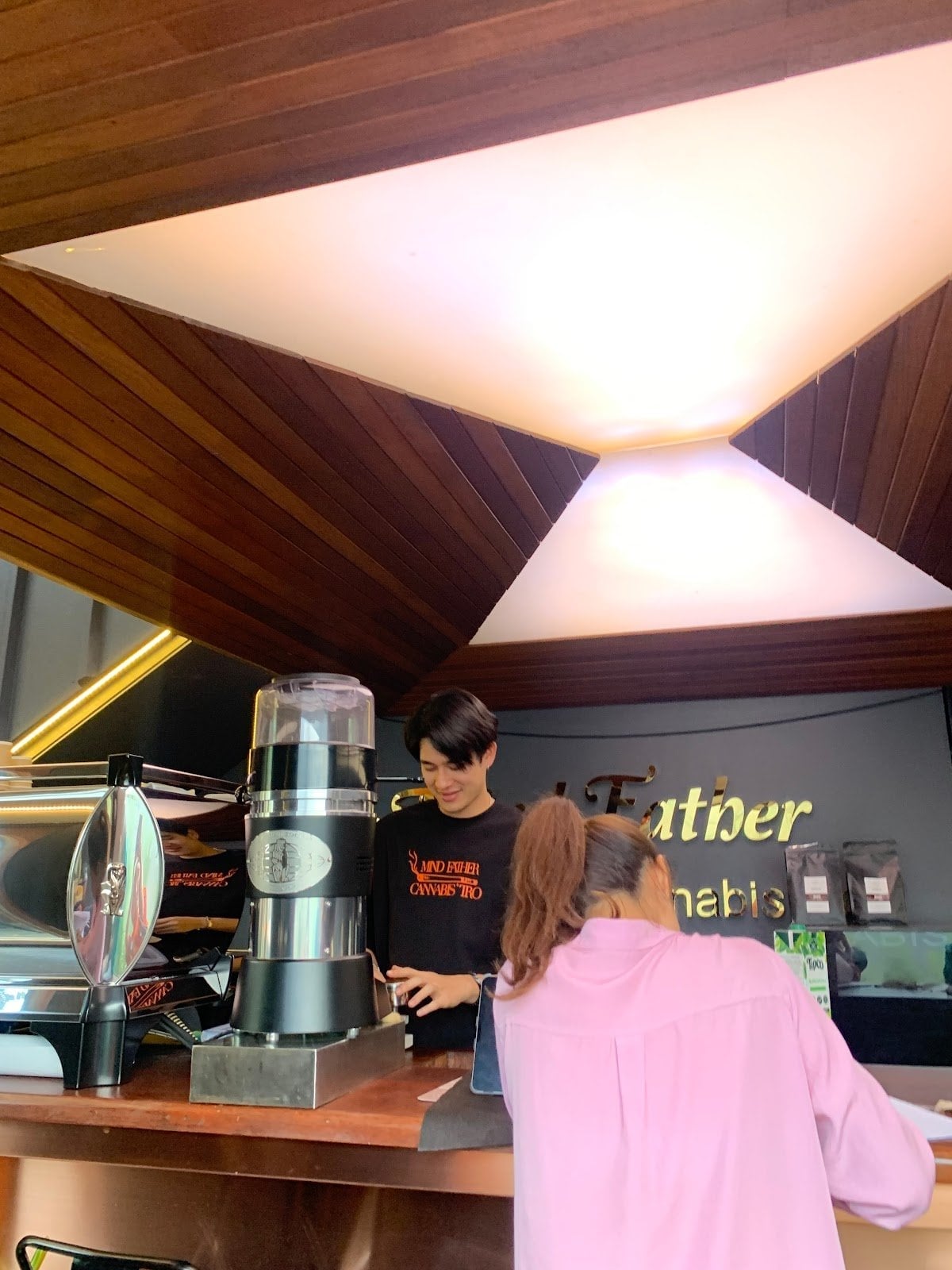 Your Moon Cafe
