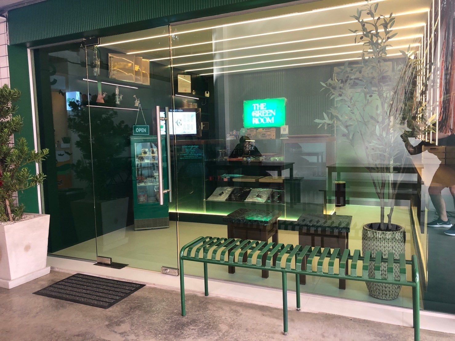 The Greenroom Changmoi