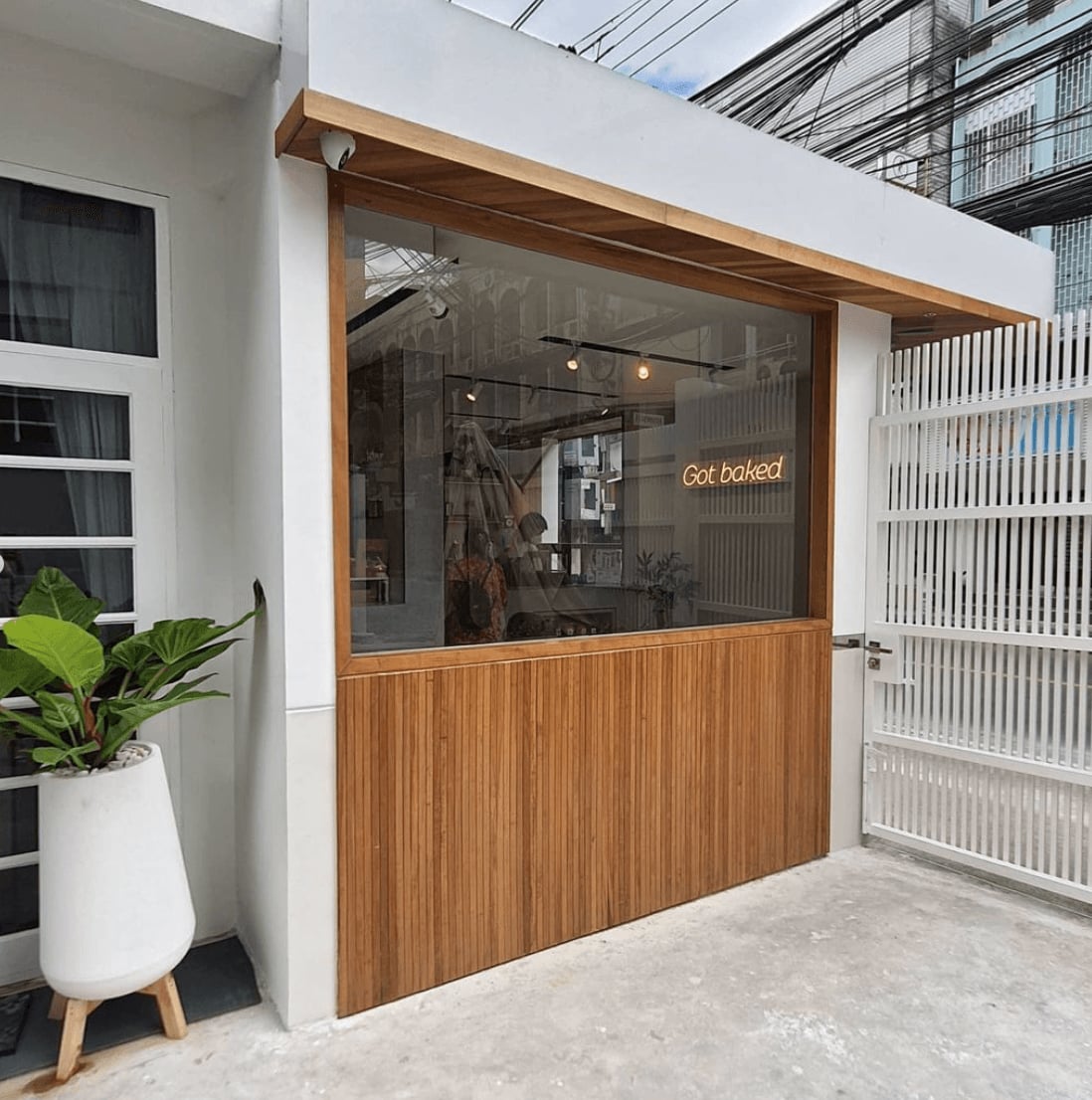 WholeWeed House