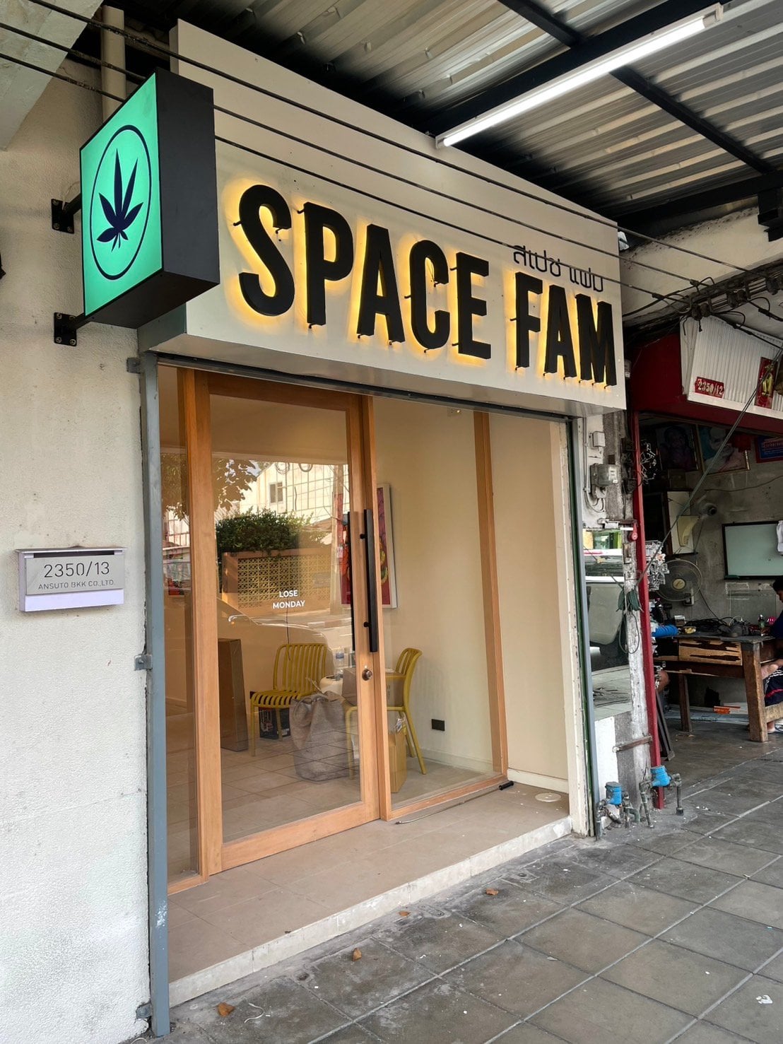 Space Fam Charoen Krung