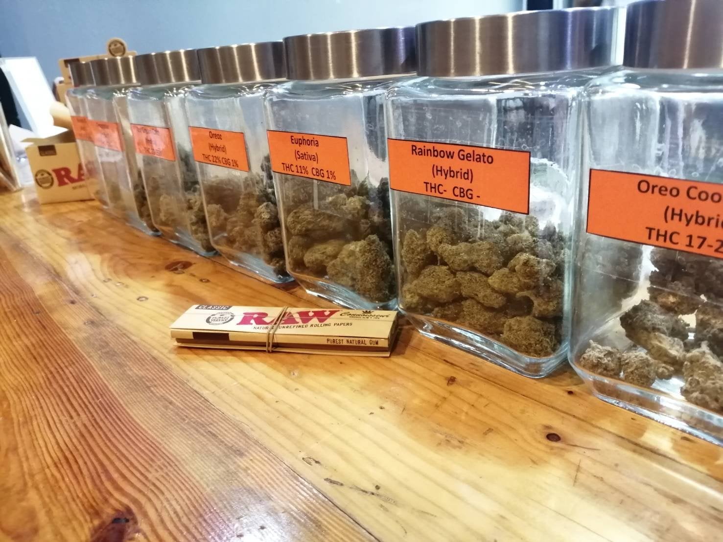Sawadee Ganja Khu Bon