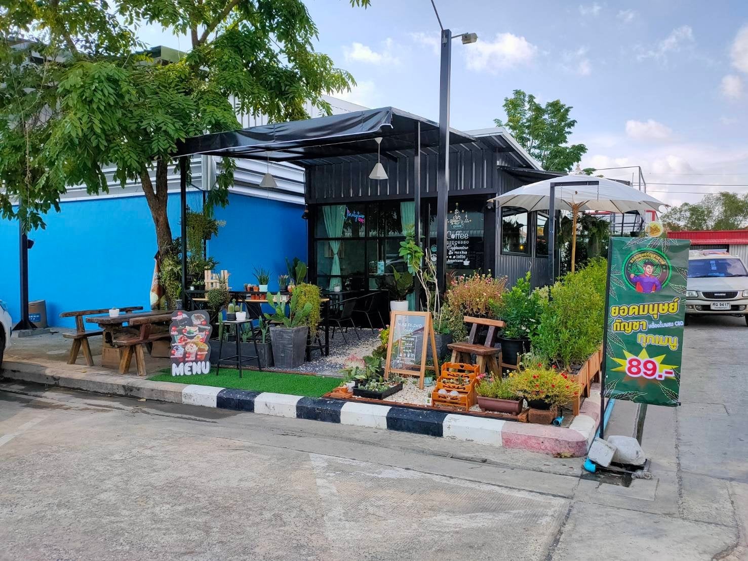 3 At Ninetytwo Café