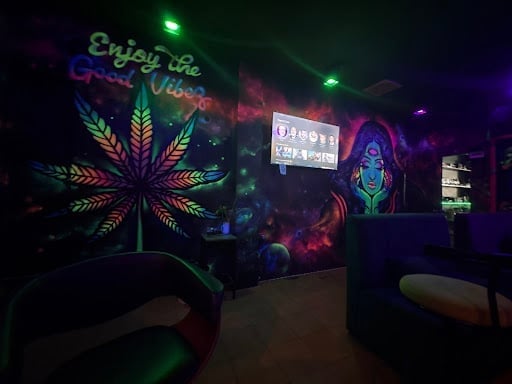 The Funny Box 2 Cannabis Cafe' Jomtien Beach