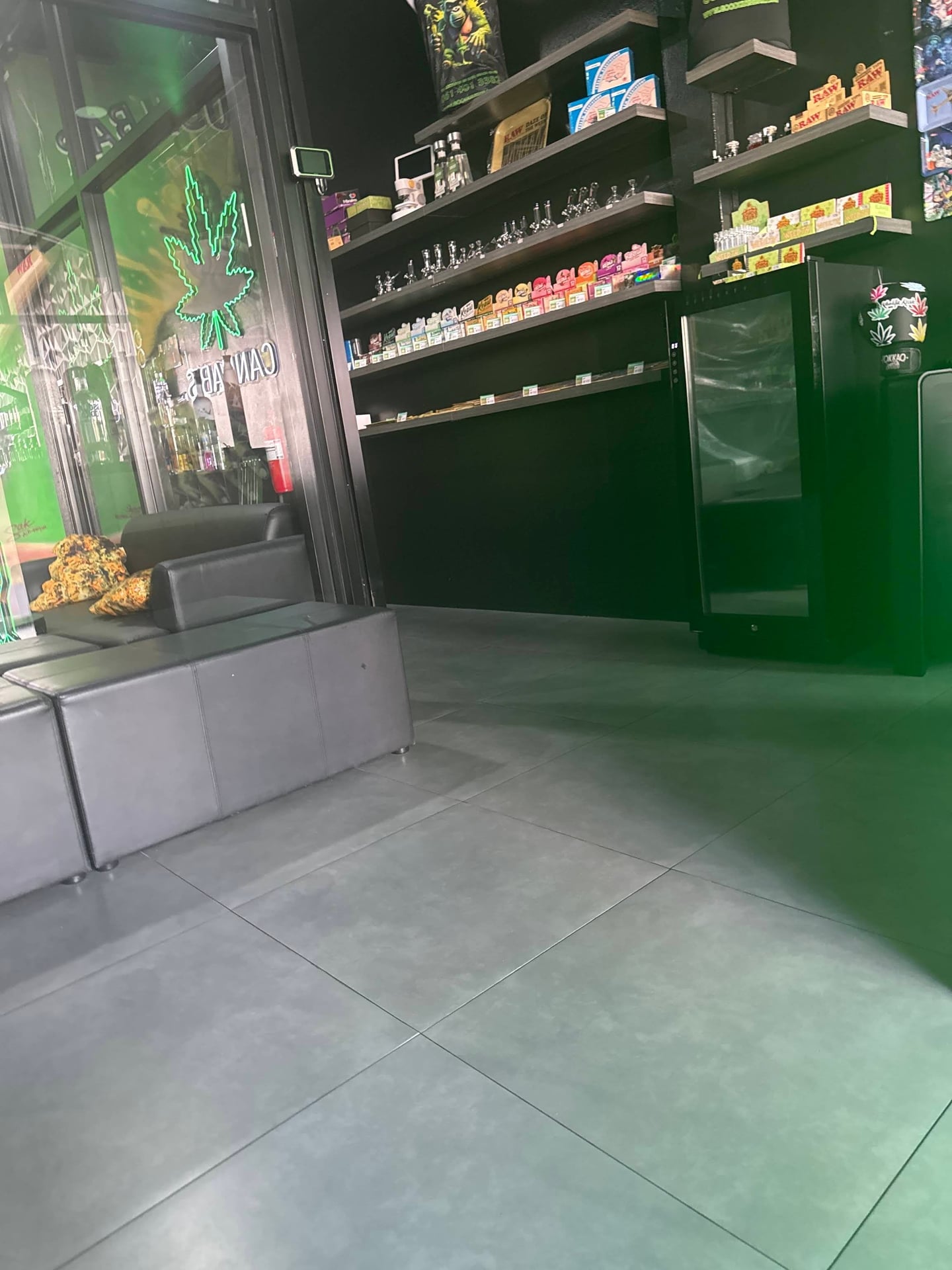Good Kush Bar - Cannabis Kata Beach