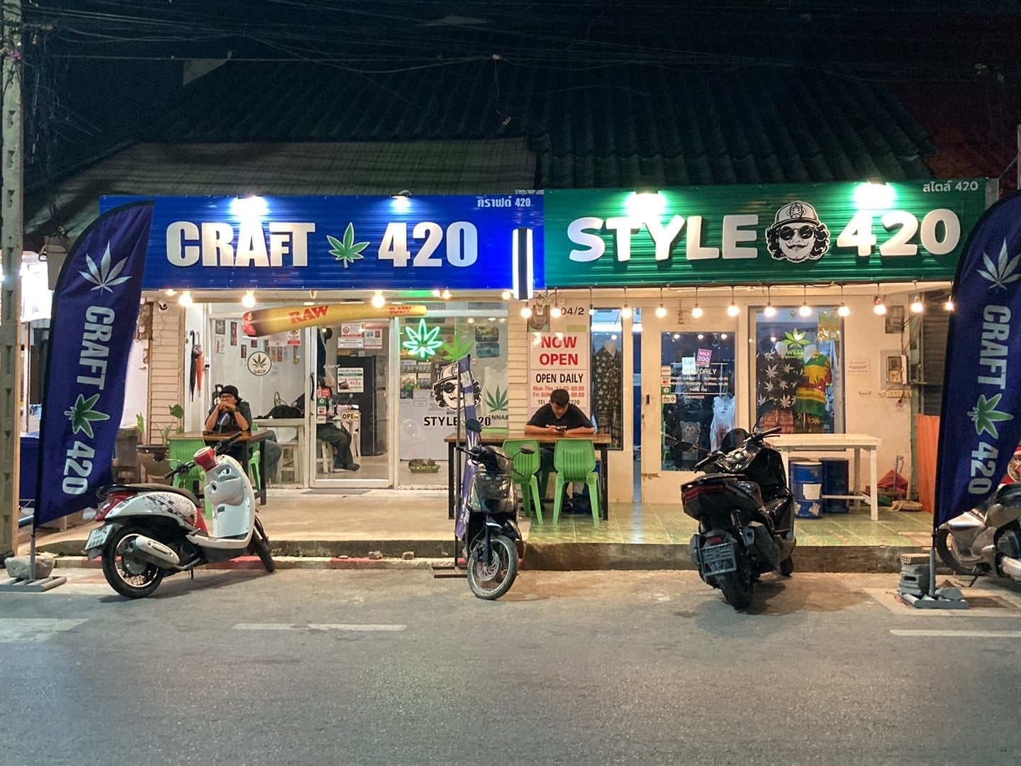A Weed Cannabis Stores