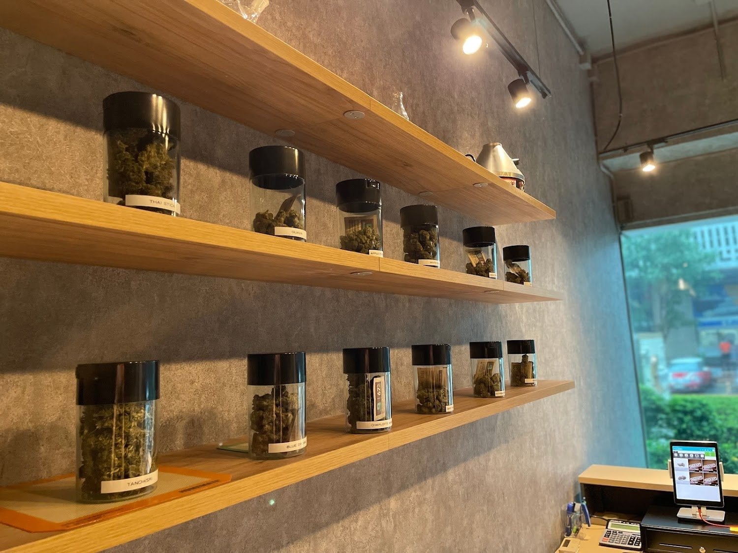 Boveda Official Wakit NugSmasher
