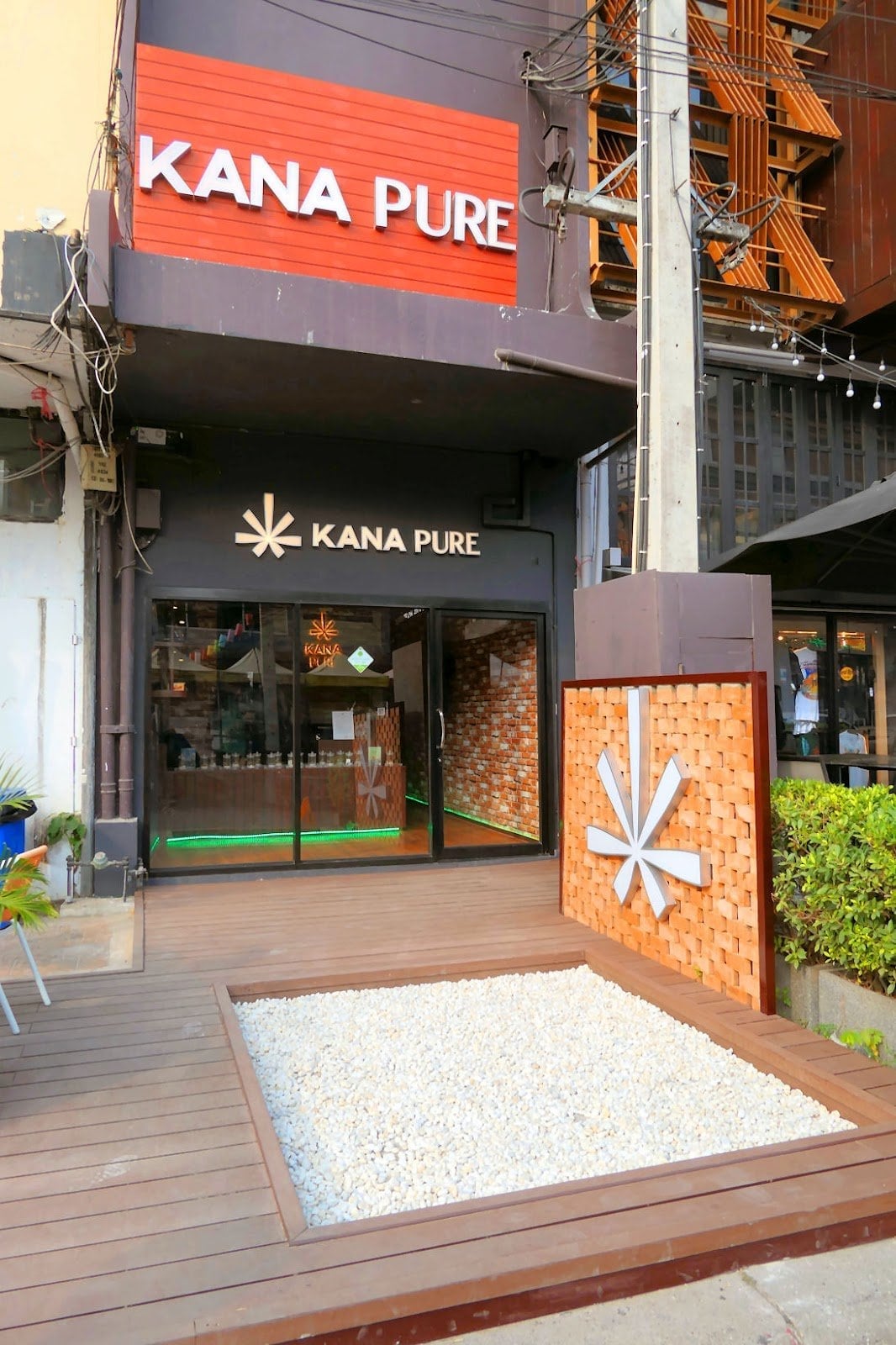 Kana Pure Dispensary At Chiang Mai Night Bazaar