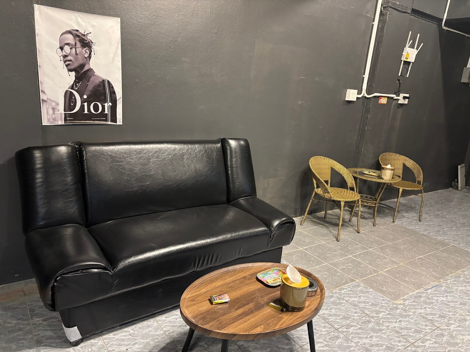 Weed Zone420 Cannabis Shop Dispensary Marijuanas