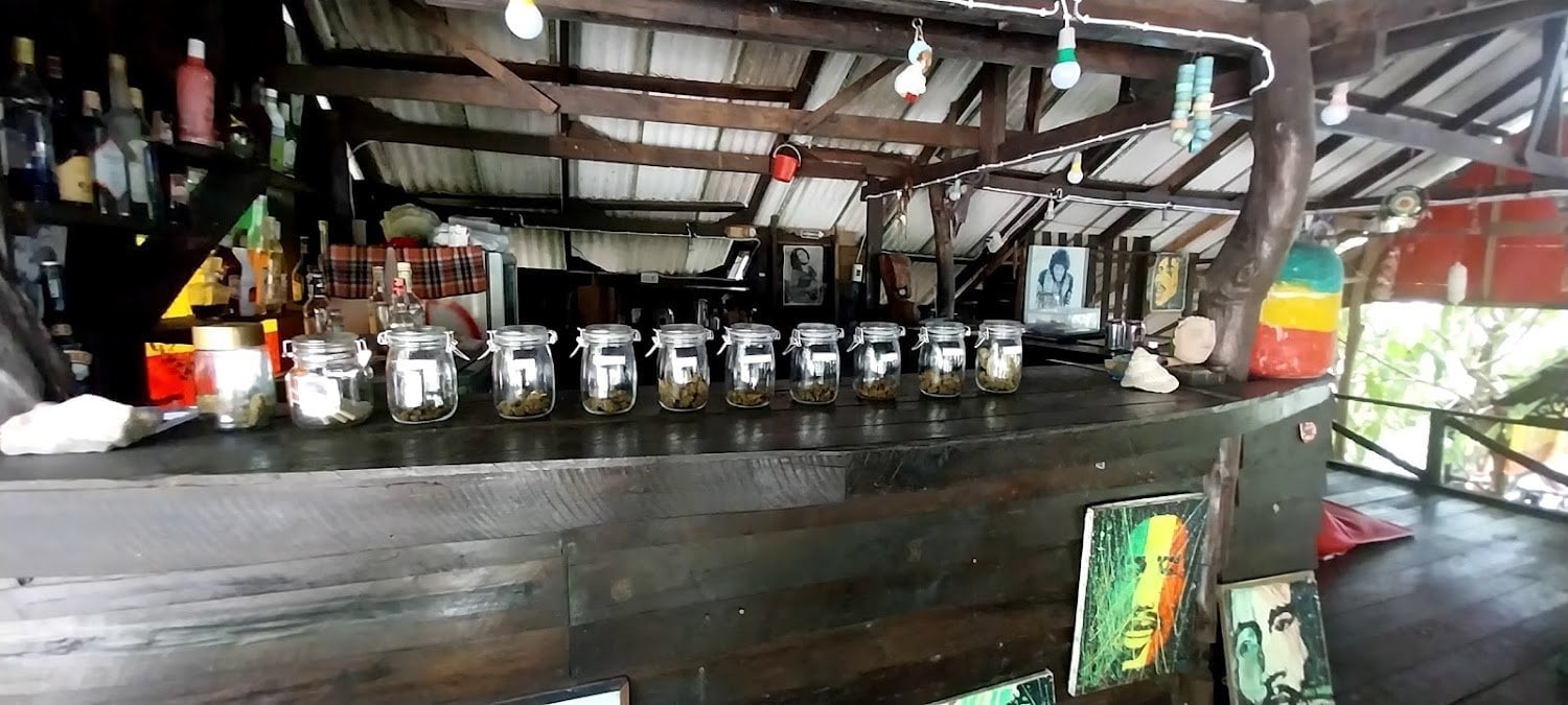 Jah Bar