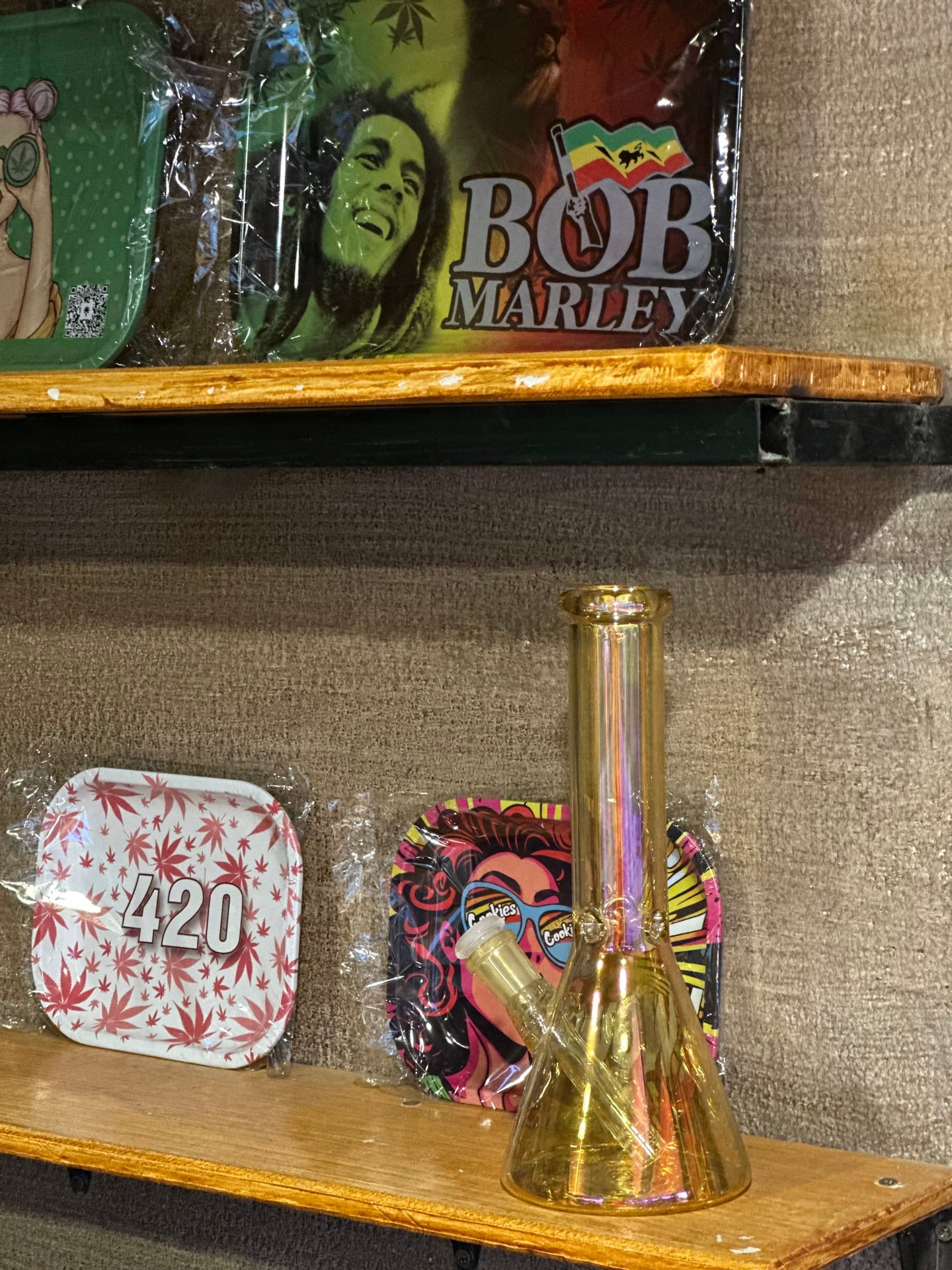 Weed Land Mai Khao