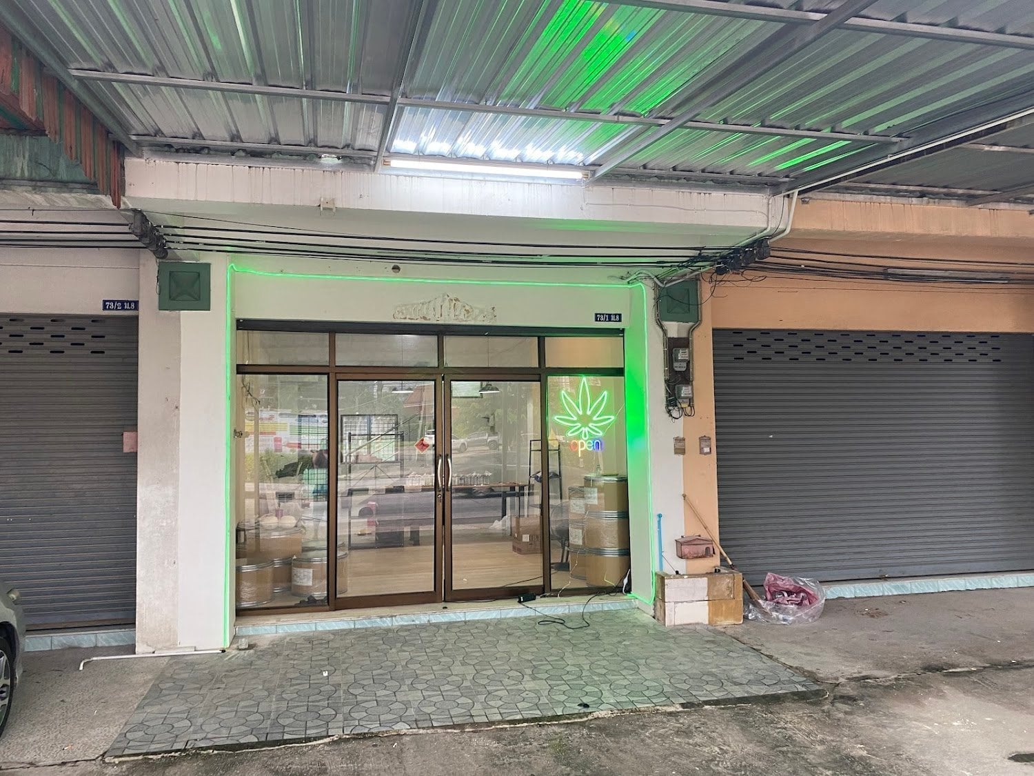 Cannabis Bar