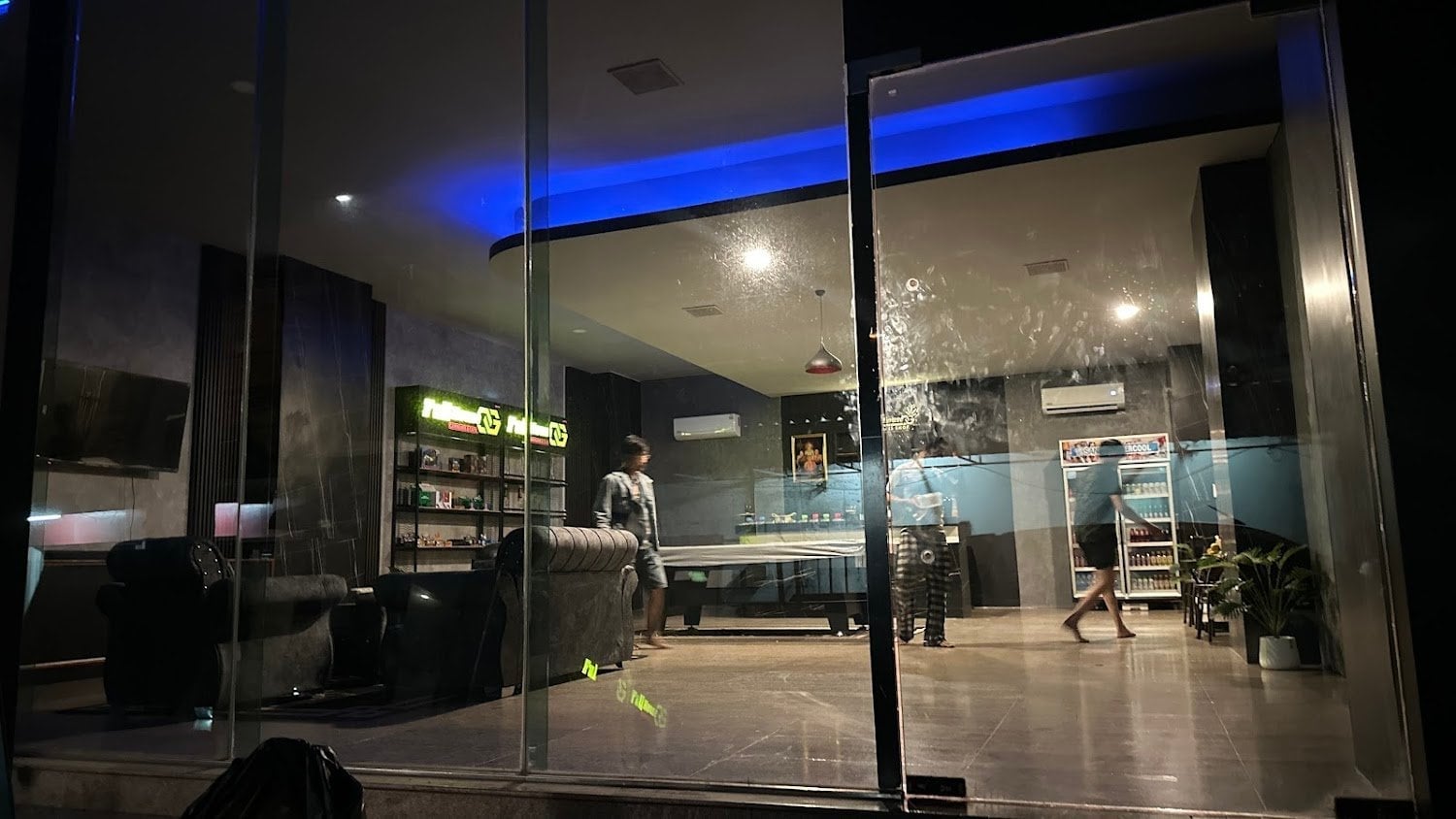 FullhouseOG Cannabis Shop Dannok