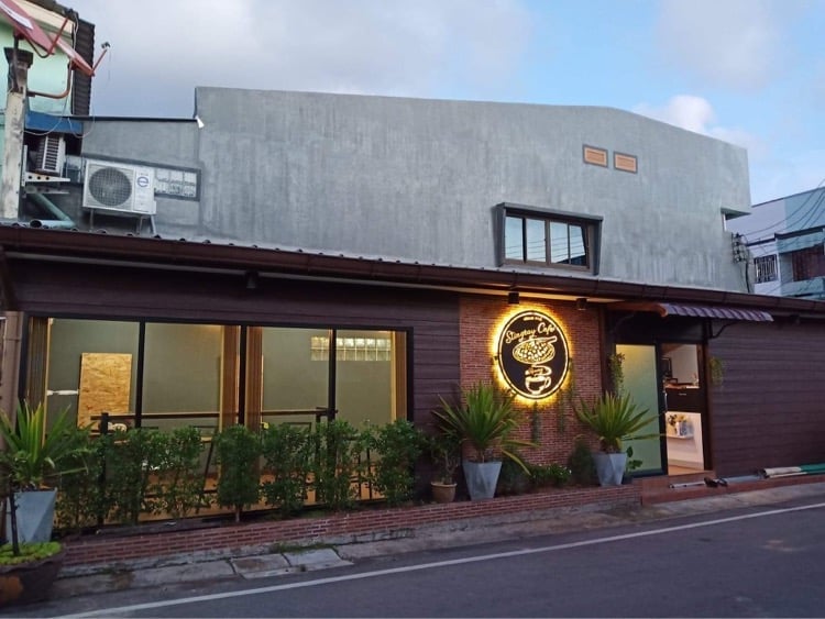Stingray Café