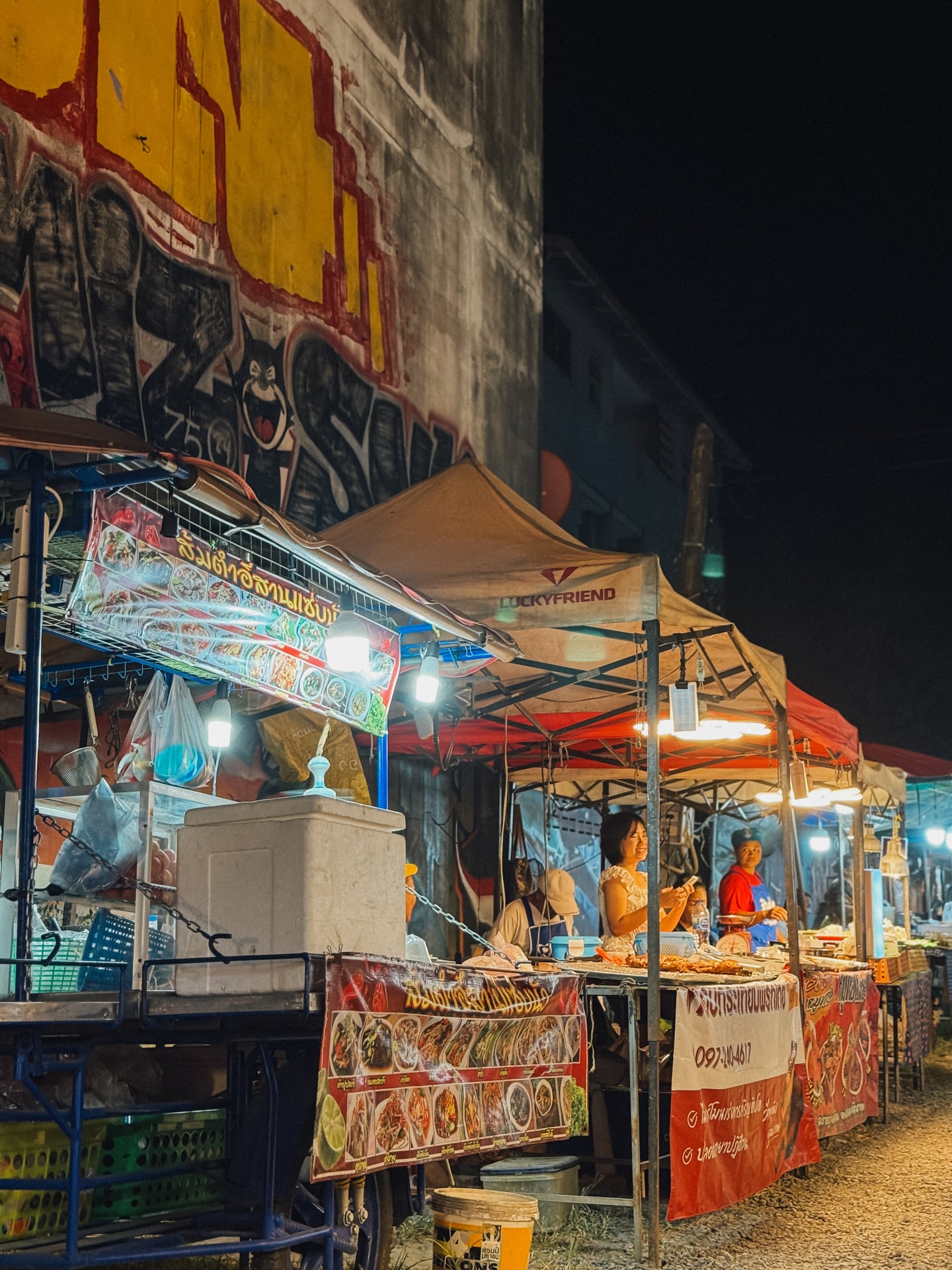 Phuket High - Rawai Seafood Market