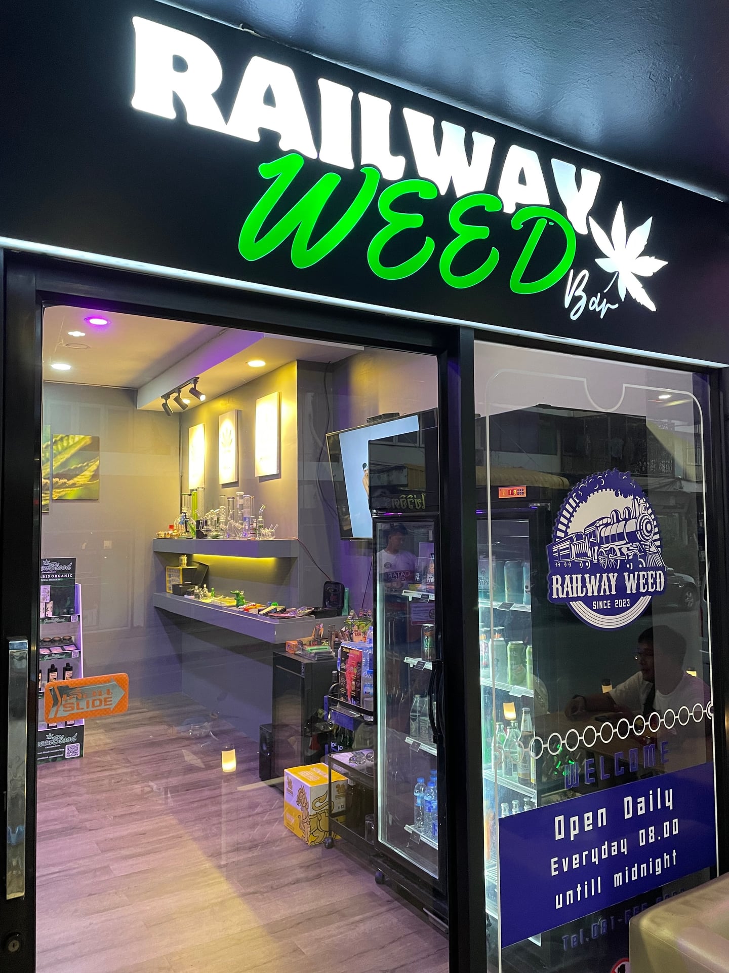 Railway Weed Bar