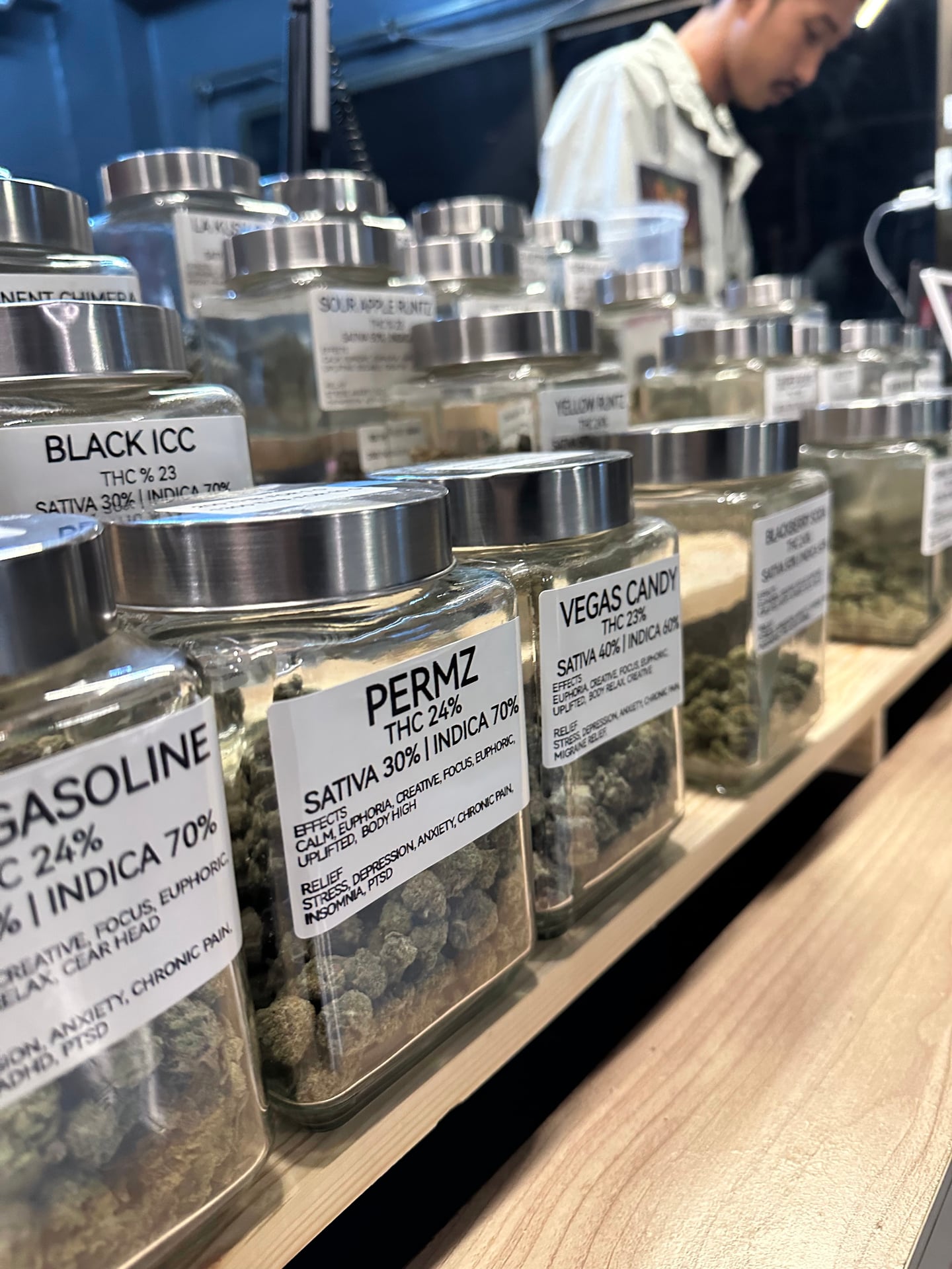Weed Zone420 Cannabis Shop Dispensary Marijuanas