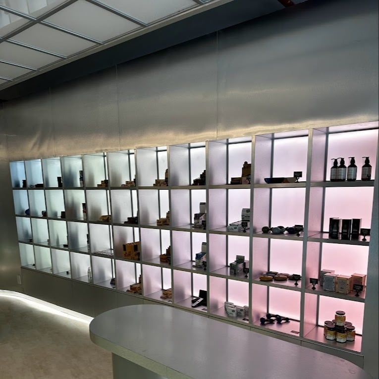 Four Twenty Dispensary - Thong Lor