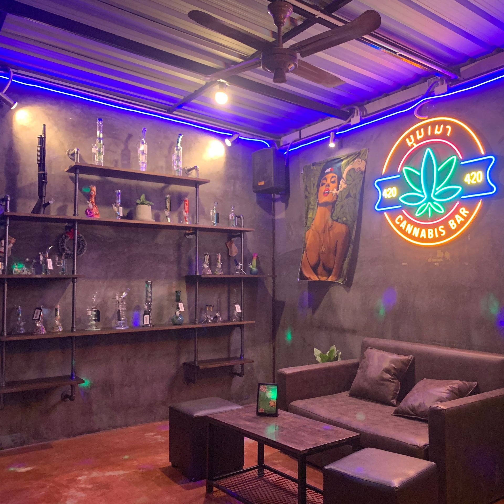 Cannabis Bar