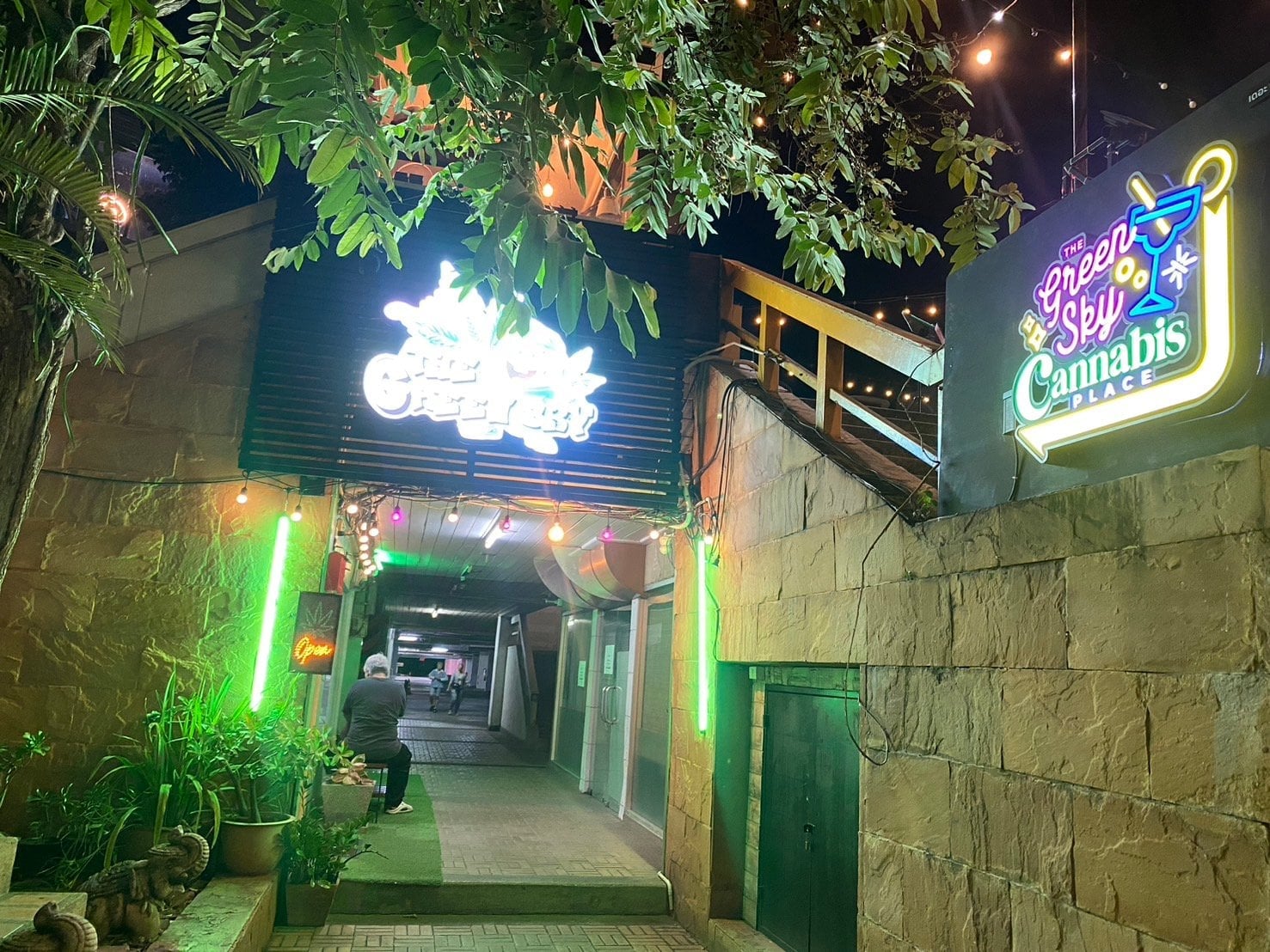 The Green Sky Cannabis Weed