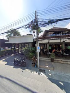 Roots Bar Kamala Beach