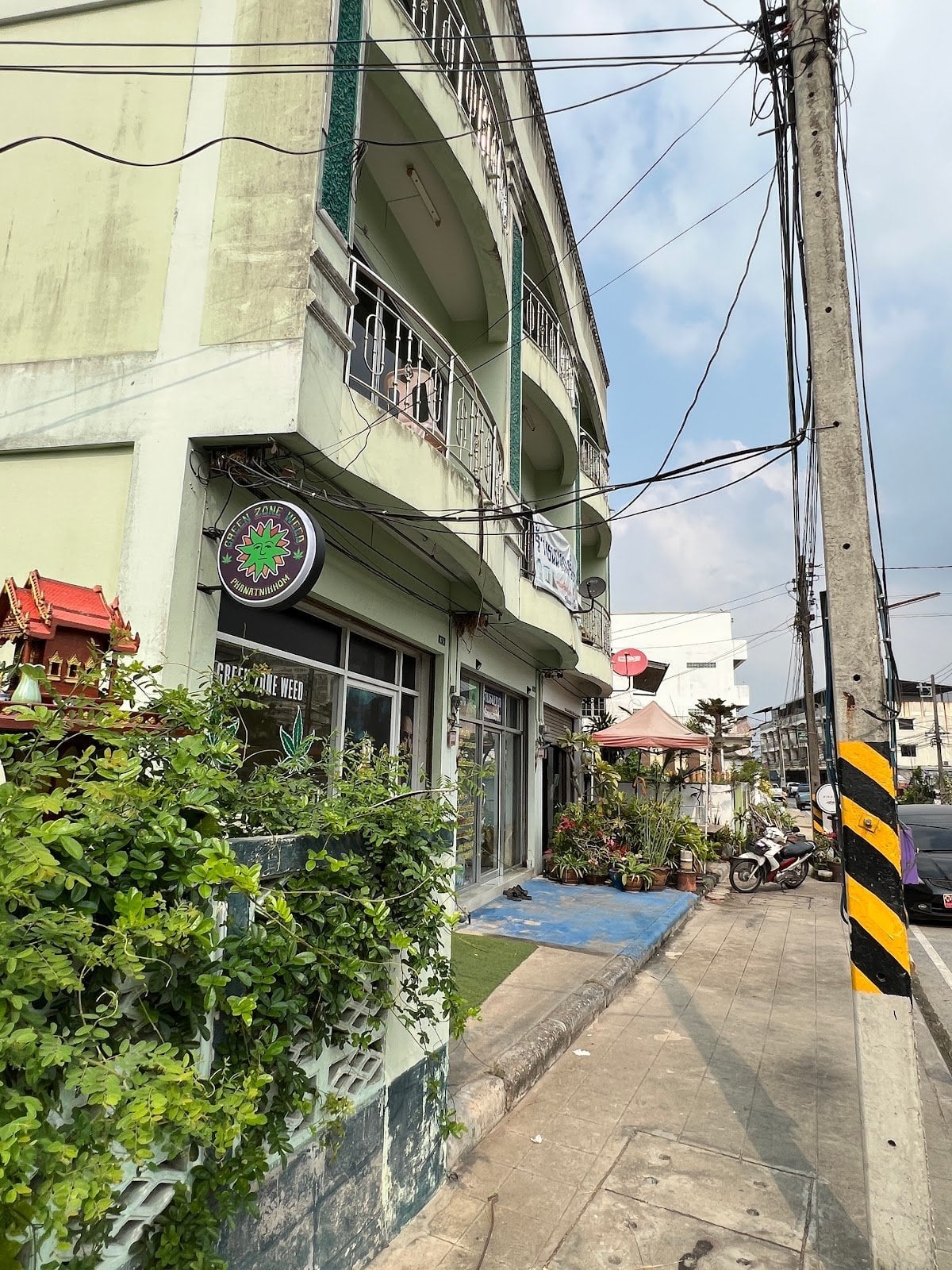 Green Zone Weed Phanatnikhom