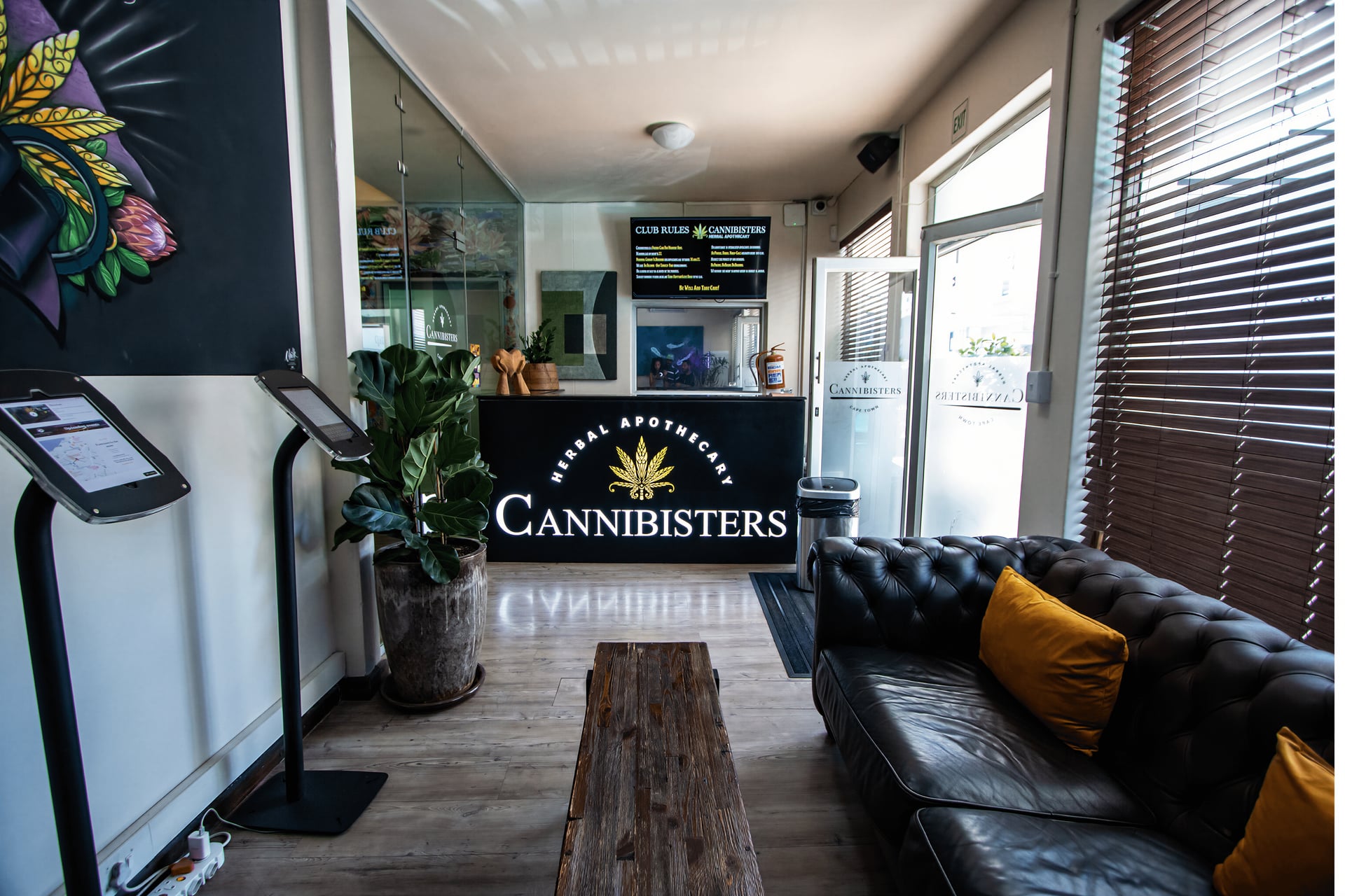 Cannibisters