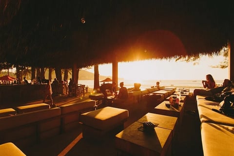 Roots Bar Kamala Beach
